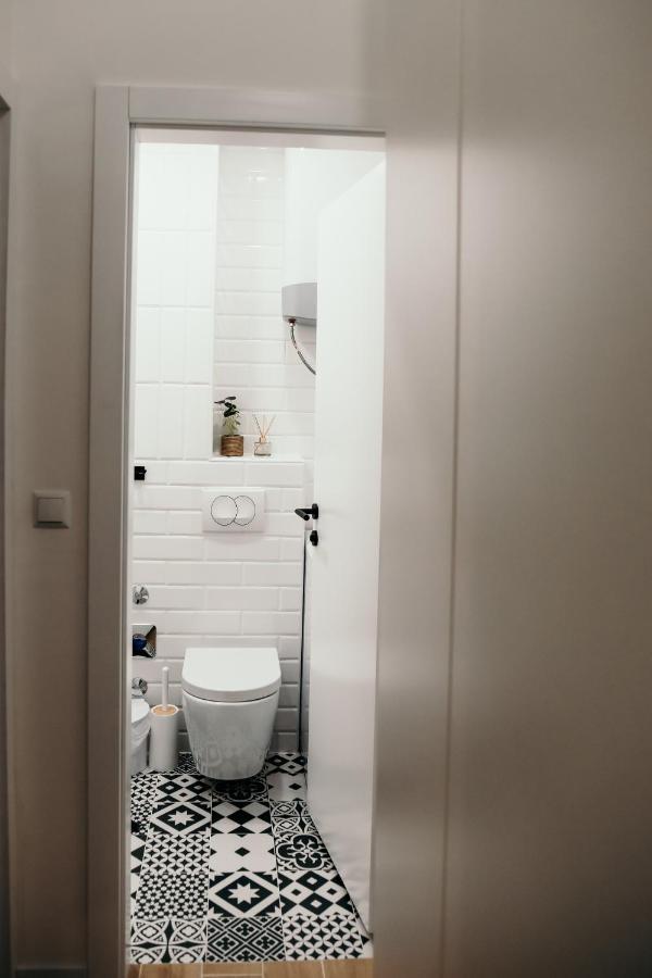 Studio Apartman Mia Zupanja Eksteriør billede